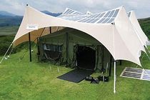 چادر سریع با پانل های خورشیدی 