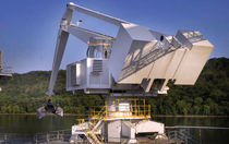 جرثقیل  تلسکوپی   متوازن / دارای قابلیت حمل / دارای قابلیت حرکت