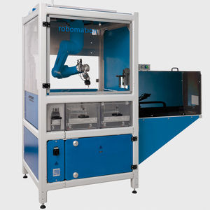 ربات مفصلی سه محوری برای بارگیری و جابجایی