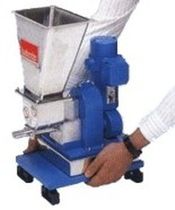 فیدر ( تغذیه کننده ) حجمی | دو پیچی | ارتعاشی | آزمایشگاهی 