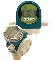 مخابره کنندۀ فراصوتی سطح انباشت | برای جامدات و مایعات | برای مخازن