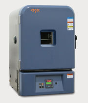 محفظۀ آزمون رطوبت و دما | رومیزی