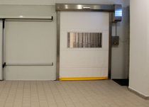 درب رولی ( کرکره ای )  به بالا جمع شونده  | سرعت بالا | داخل محیط ( خانگی )  | صنعتی  